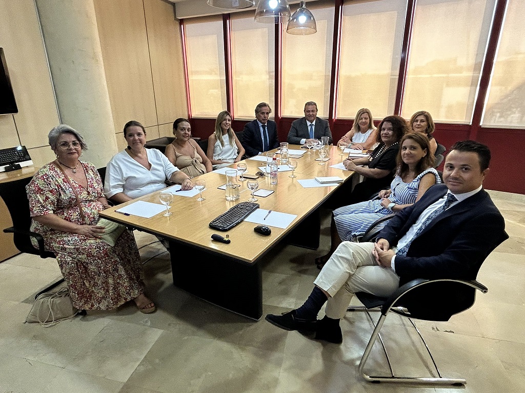 imagen de Reunión de Garántia y FAME para apoyar la financiación de empresarias andaluzas